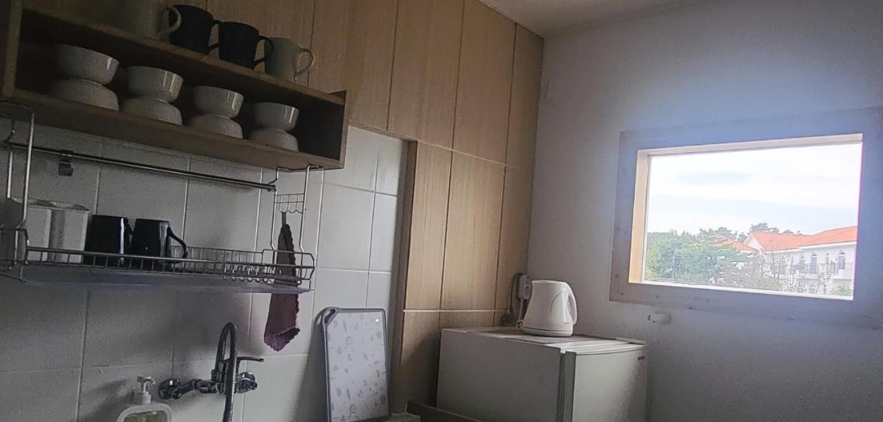 Jeju Soroan Pension Seogwipo Bagian luar foto