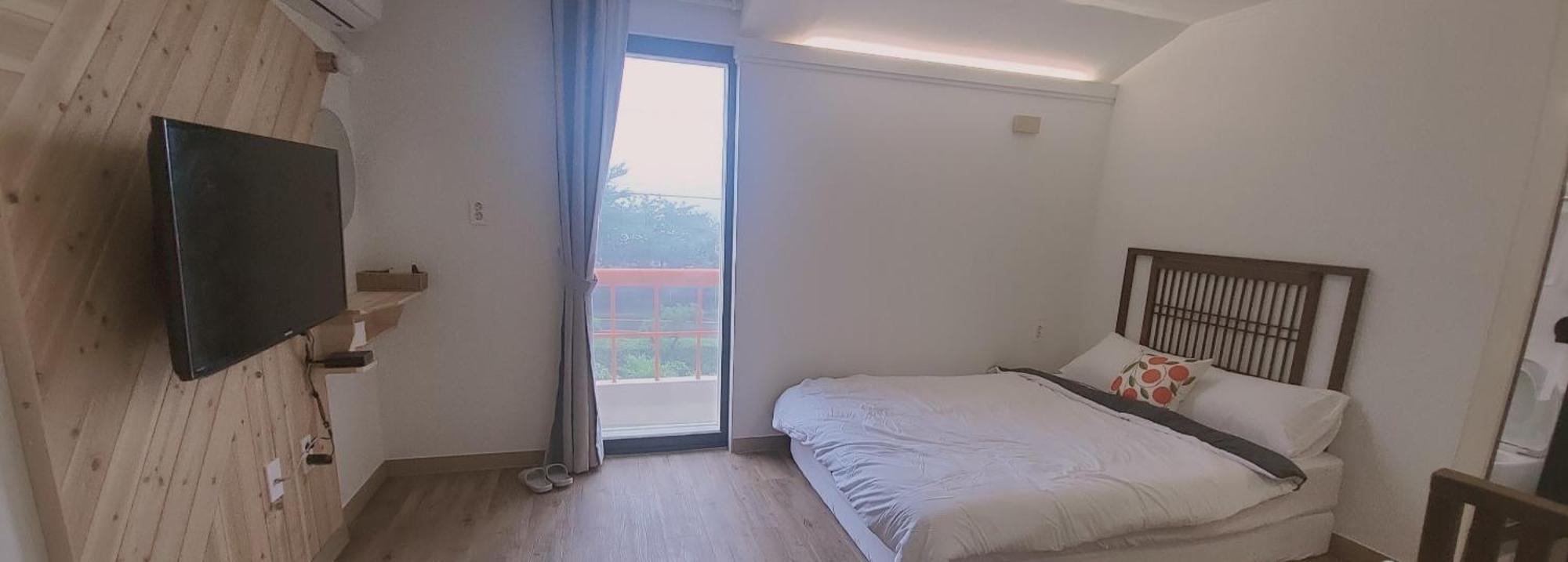 Jeju Soroan Pension Seogwipo Bagian luar foto
